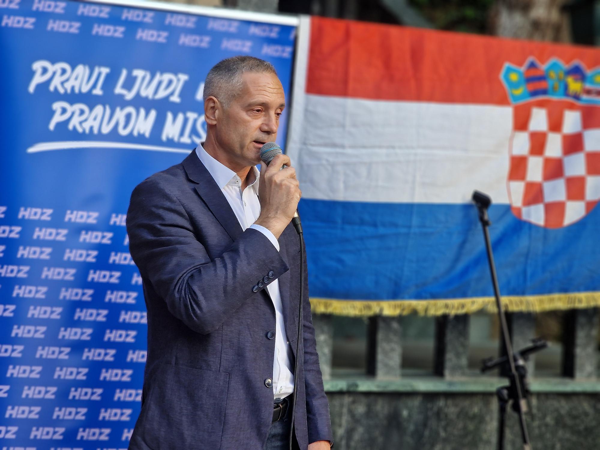 HDZ najavio pobjedu i u Sinju